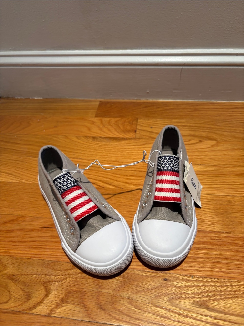 Kids Slip-On Canvas Sneakers with American Flag Tongue - Gray